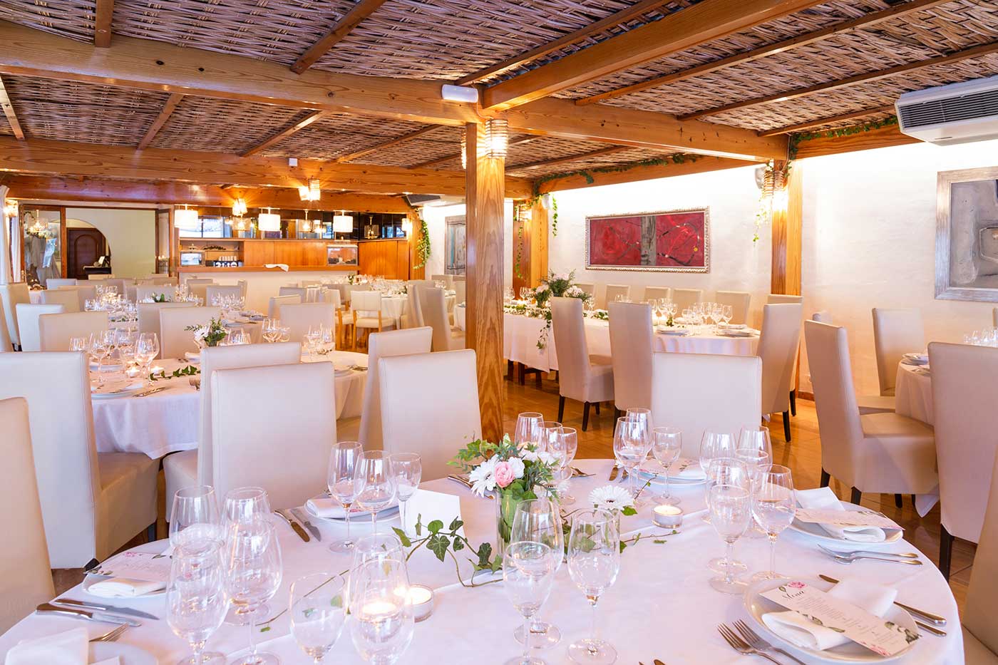 Interior del salón de eventos de Es Canyís